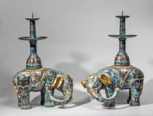 Paire-déléphants-bouddhiques - vente 14 decembre 2015 - Bernard Gomez Expert en art asiatique